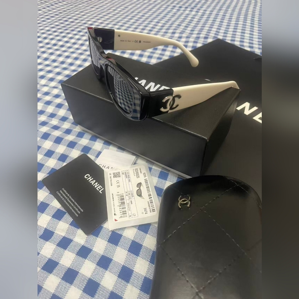 CHANEL BLACK & WHITE SUNGLASSES